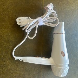T3 professional Hair Dryer